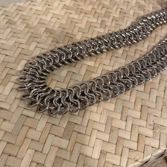 B-LOW THE BELT SILVER CHAIN BELT - Picture 3 of 5